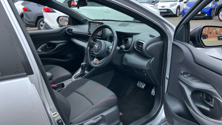 Toyota Yaris 1.5 Hybrid GR Sport 5dr CVT Hybrid Hatchback